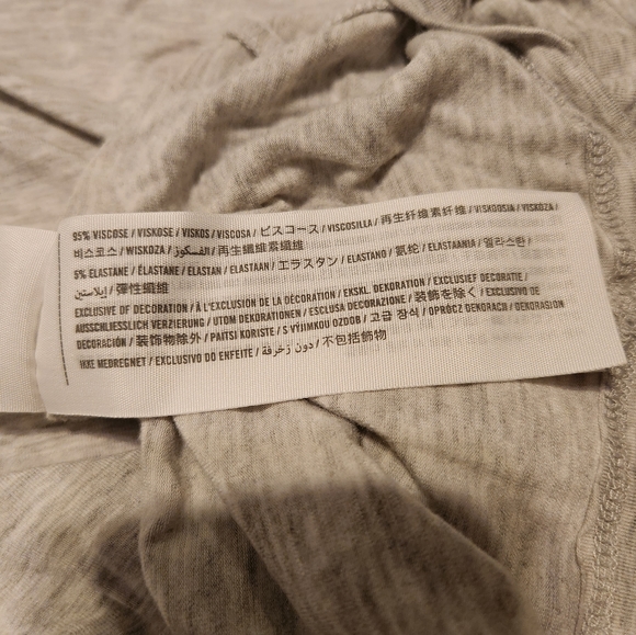 Abercrombie & Fitch flutter sleeve heather grey blouse 👚 - Picture 6 of 8